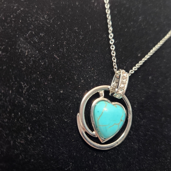 Turquoise Silver Heart Necklace - Picture 5 of 9
